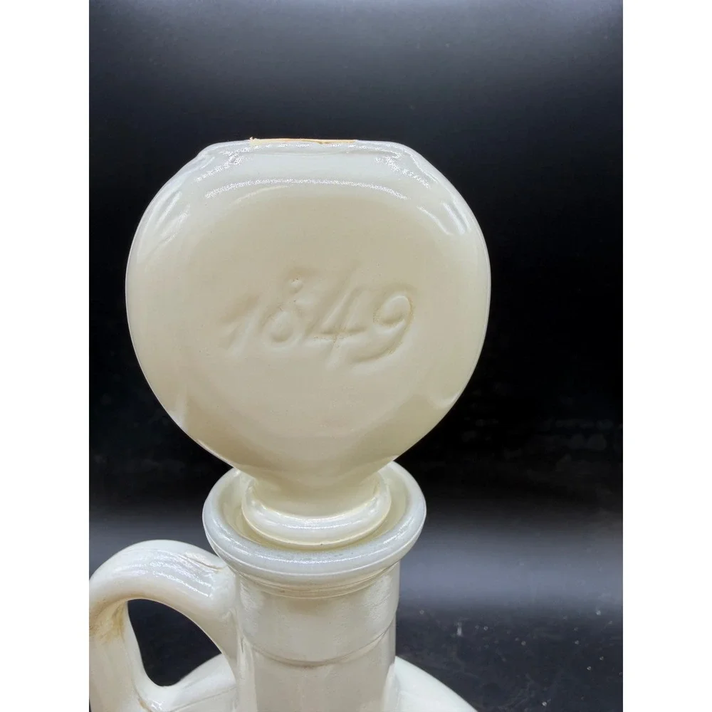 Vintage Monticello Thomas Jefferson Milk Glass Decanter 1849 Stopper Canteen